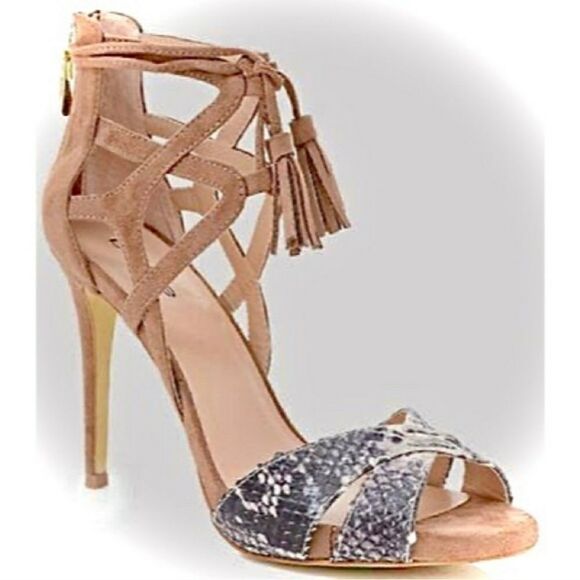 Bebe Lea Tassleled Tie-up Sandal Size 10 - Picture 3 of 16